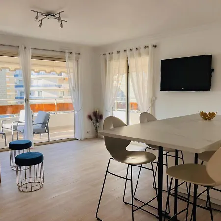 Le De Au Palm Apartment