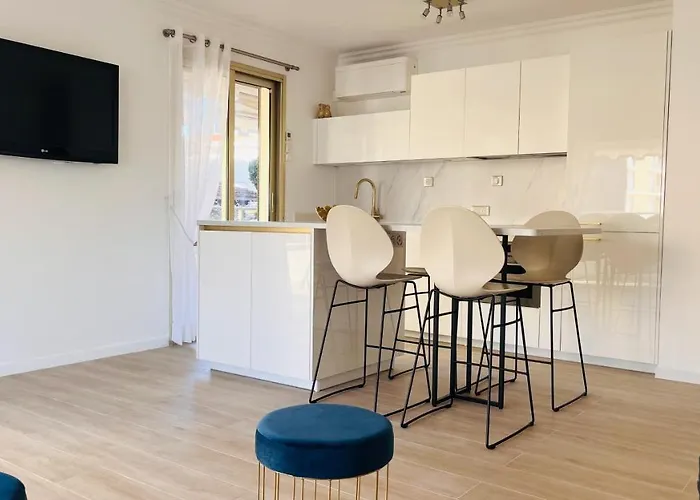 Le De Au Palm Apartment *